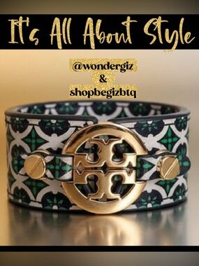 NWOT Authentic Tory Burch Cuff in Green Pattern Leather & Gold Signature Logo